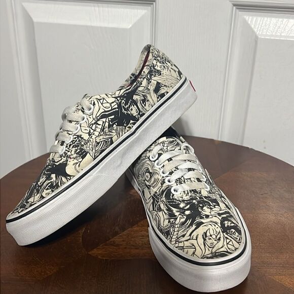 🔥🔥 VANS Marvel Colab Authentic Marvel Print Skate Sneakers Size 6.5M 8W - EUC - Picture 9 of 11